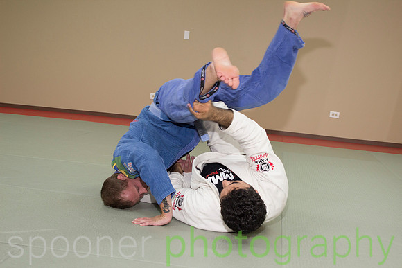 dangerousdandarbychokeatspidergymwithassouharvard-193