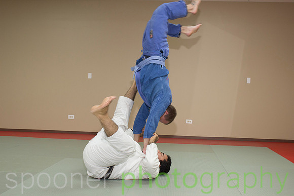 dangerousdandarbychokeatspidergymwithassouharvard-199