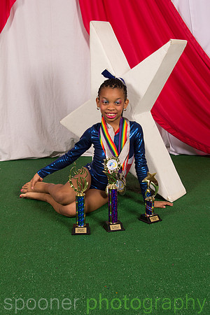 Shania Warren