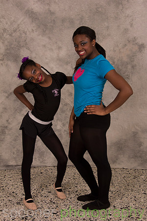 dancershelpingdancers60D-231