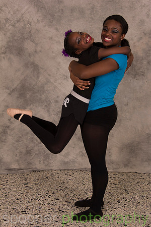 dancershelpingdancers60D-232
