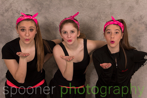 dancershelpingdancers60D-238