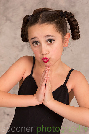 dancershelpingdancers60D-272