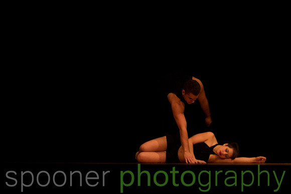 dancershelpingdancerst3i-106