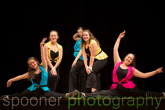 dancershelpingdancerst3i-149