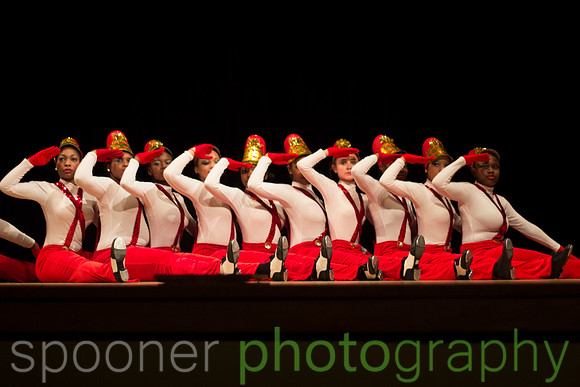 dancershelpingdancerst3i-229