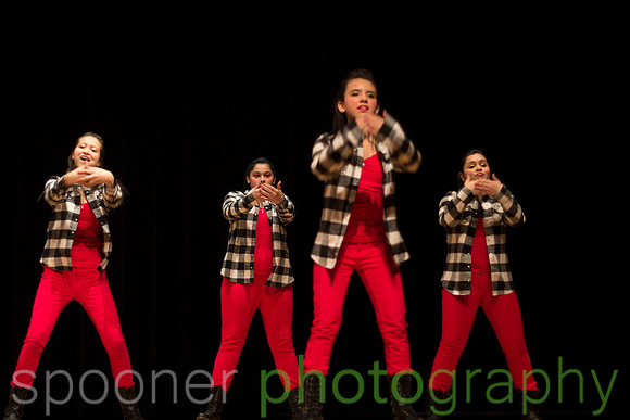 dancershelpingdancerst3i-264