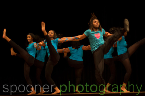 dancershelpingdancerst3i-333