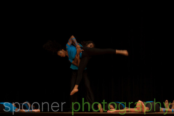 dancershelpingdancerst3i-340