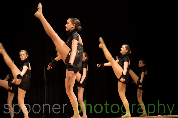 dancershelpingdancerst3i-491
