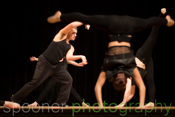 dancershelpingdancerst3i-529
