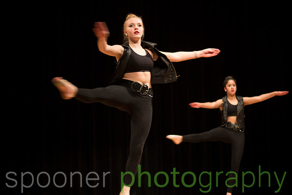 dancershelpingdancerst3i-545