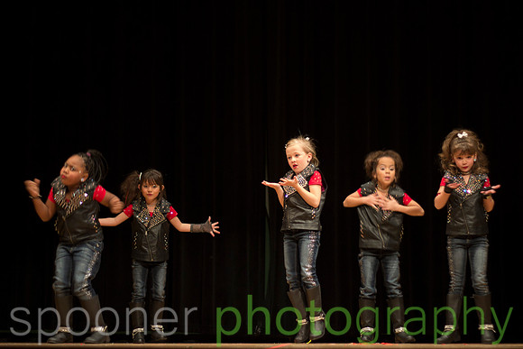 dancershelpingdancerst3i-561