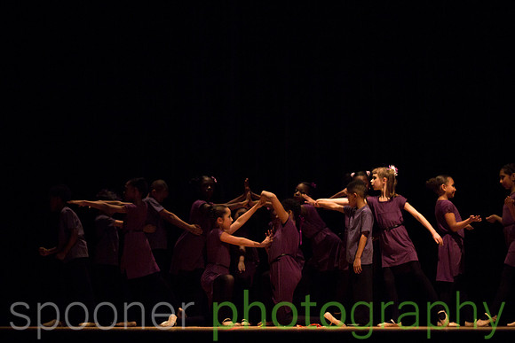 dancershelpingdancerst3i-601
