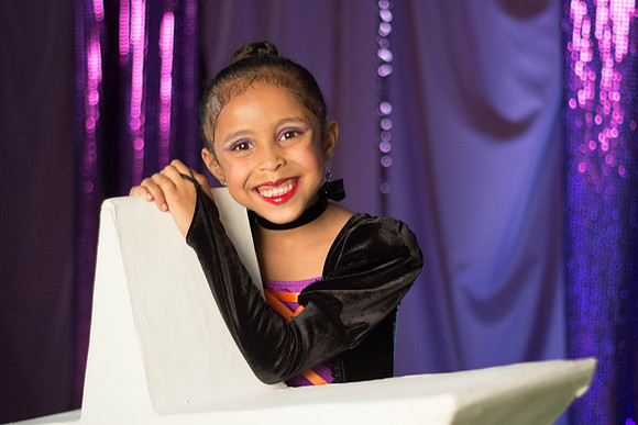 Jayda 8x10 - 2