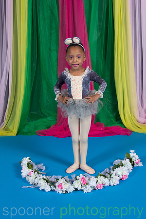 London Monet Davis