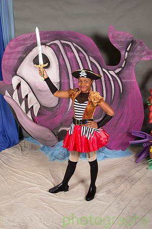 Alanna M Thomas