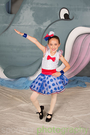 Liliana Renee