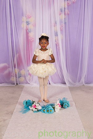 No Pkg Saniyah Rivera