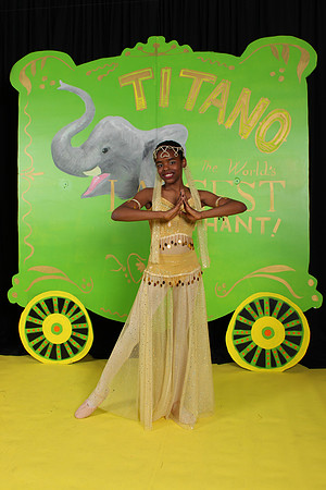 Arianna Hooker