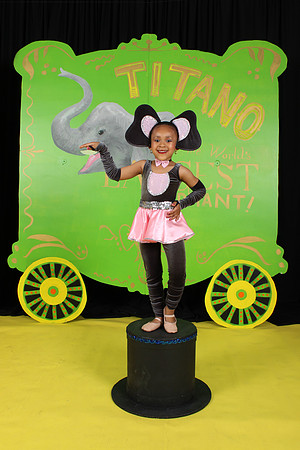Anayah Woodards