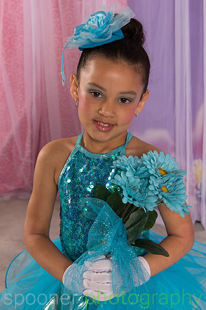 Mia Outlaw CU