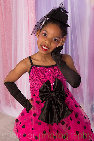 Group only Keiari D'Kai Walker CU